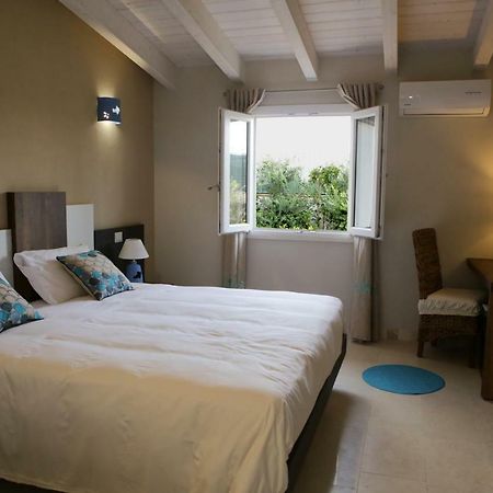 Avion B&B Elmas Bagian luar foto